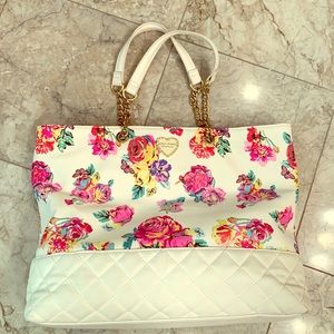 Betsey Johnson floral tote!